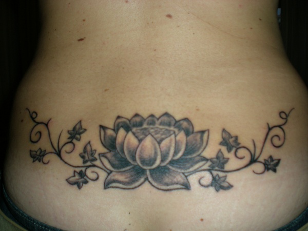 Cri - Lotus and ivy tattoo photo