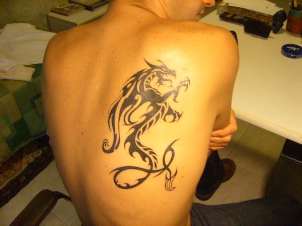 Gio - Dragon tattoo