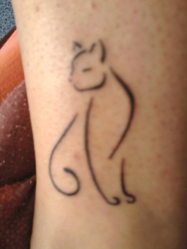 Jade - Stylized cat tattoo photo