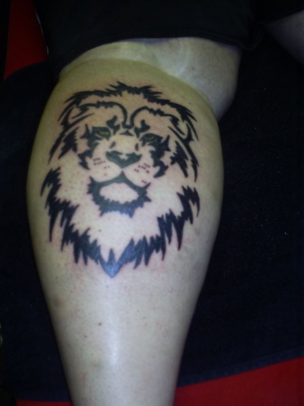 Jan - Lion head tattoo photo