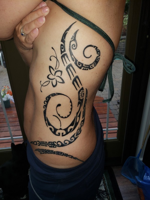 Jennifer - Ocean waves tattoo