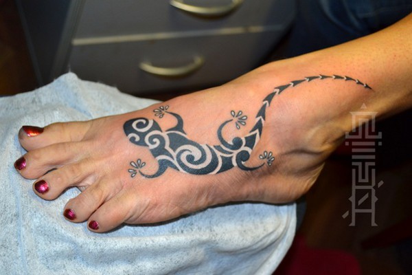 Luba - gecko tattoo photo