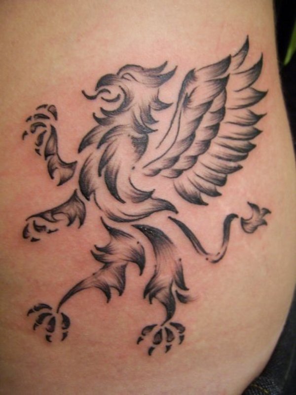 Monica - Gryphon tattoo