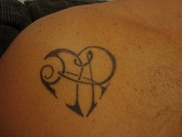 Rodney - A+R heart tattoo