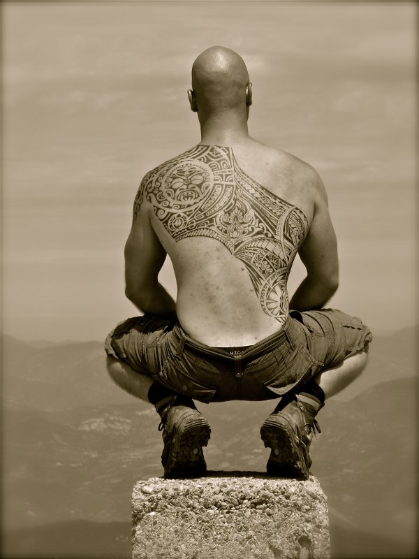 Tanne - Male back tattoo