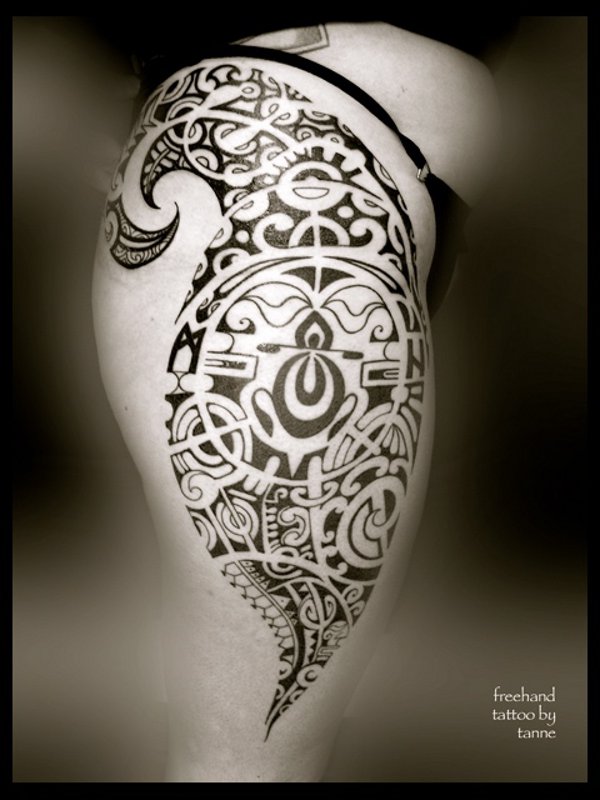 Tanne - Polynesian thigh tattoo