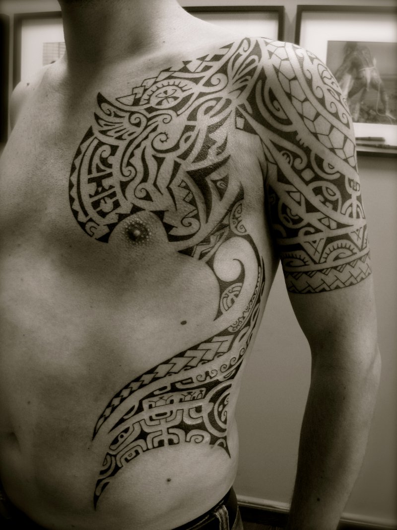 Tanne - Polynesian piece tattoo photo