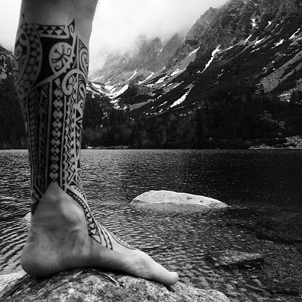 Tanne - lowerleg tattoo