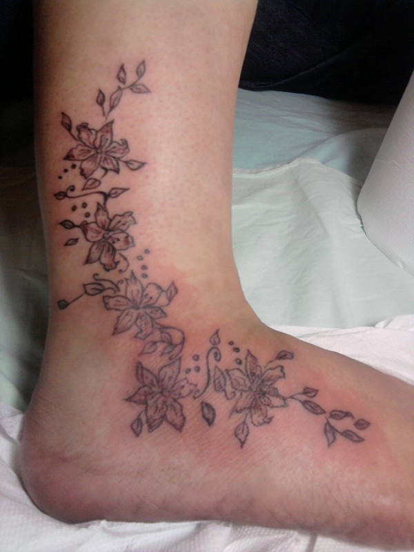 Tattoo H2O - Floral tattoo photo