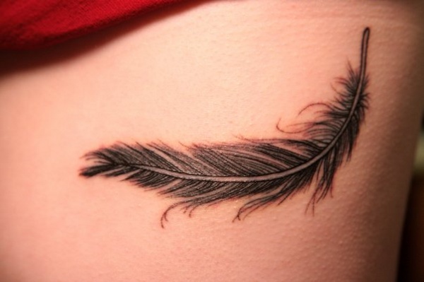 Yan - Feather tattoo photo